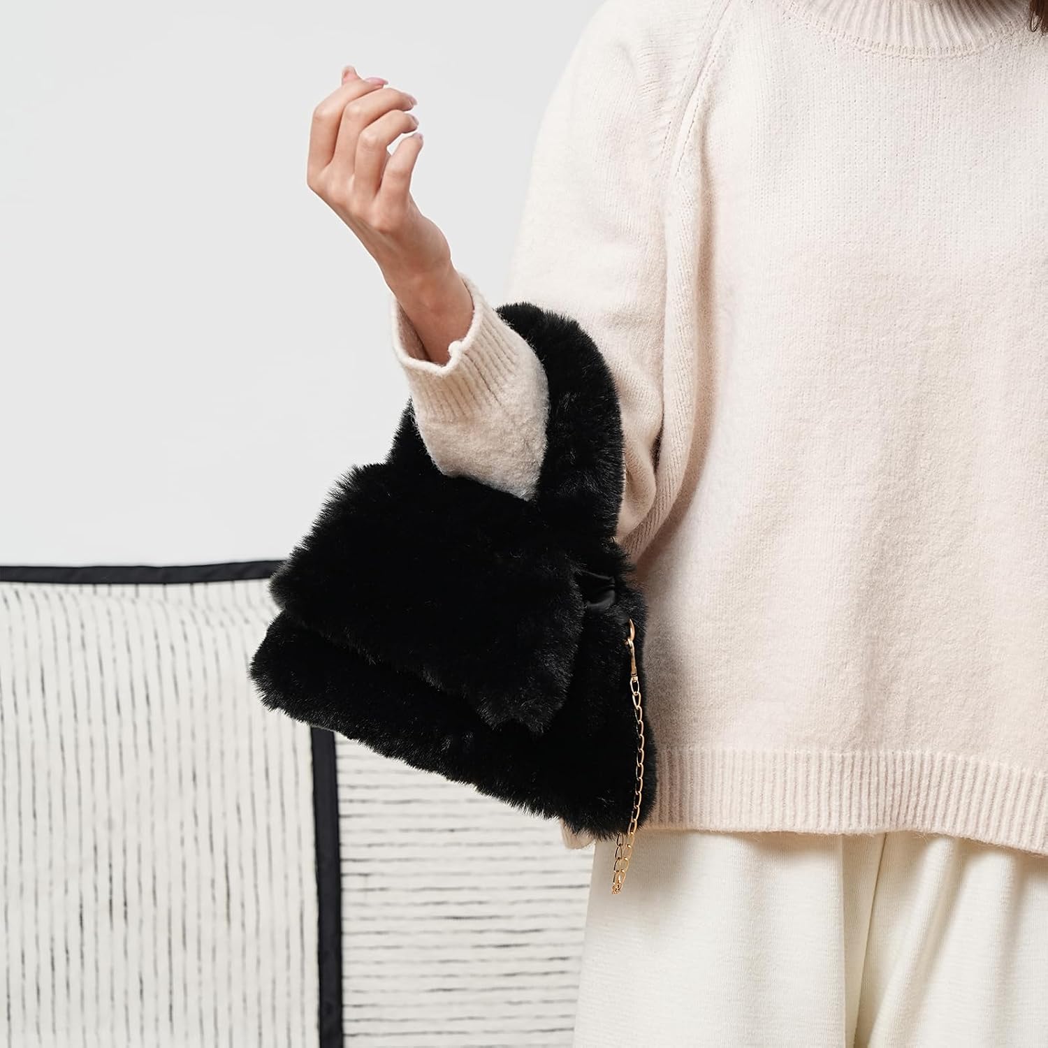 Fluffy Tote Bag for Woman Plush Shoulder Handbag Furry Faux Fur Purse for Winter (Black)